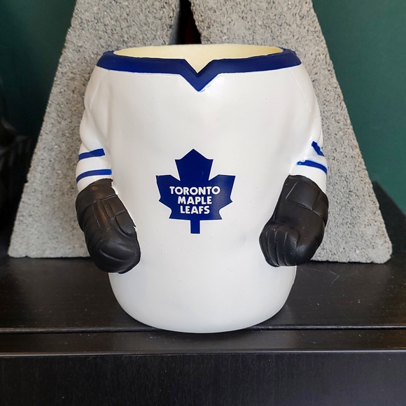 Toronto Maple Leaf Beer Holder/Sleeve - Picture 2 of 3